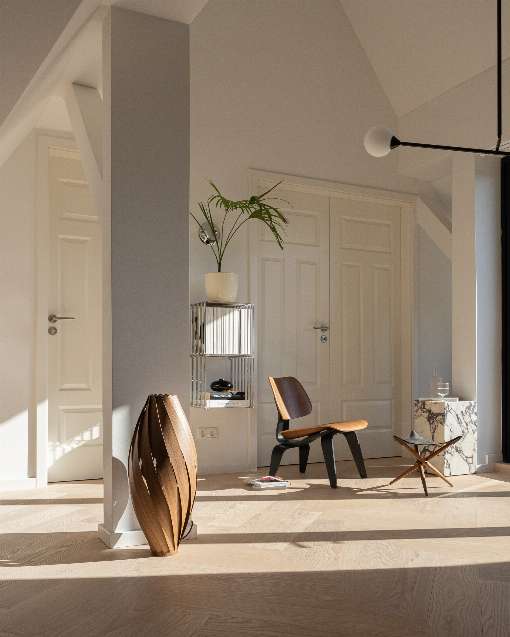 Photo 3: This floor lamp makes a statement! Photo: IFN/Gofurnit GmbH